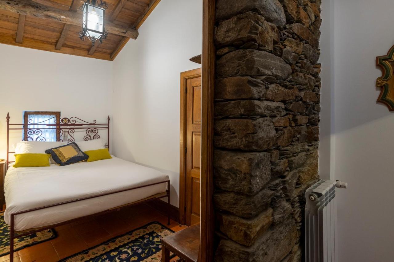 Pensjonat Quinta De Mouraes - Casa Do Xisto Lever Zewnętrze zdjęcie