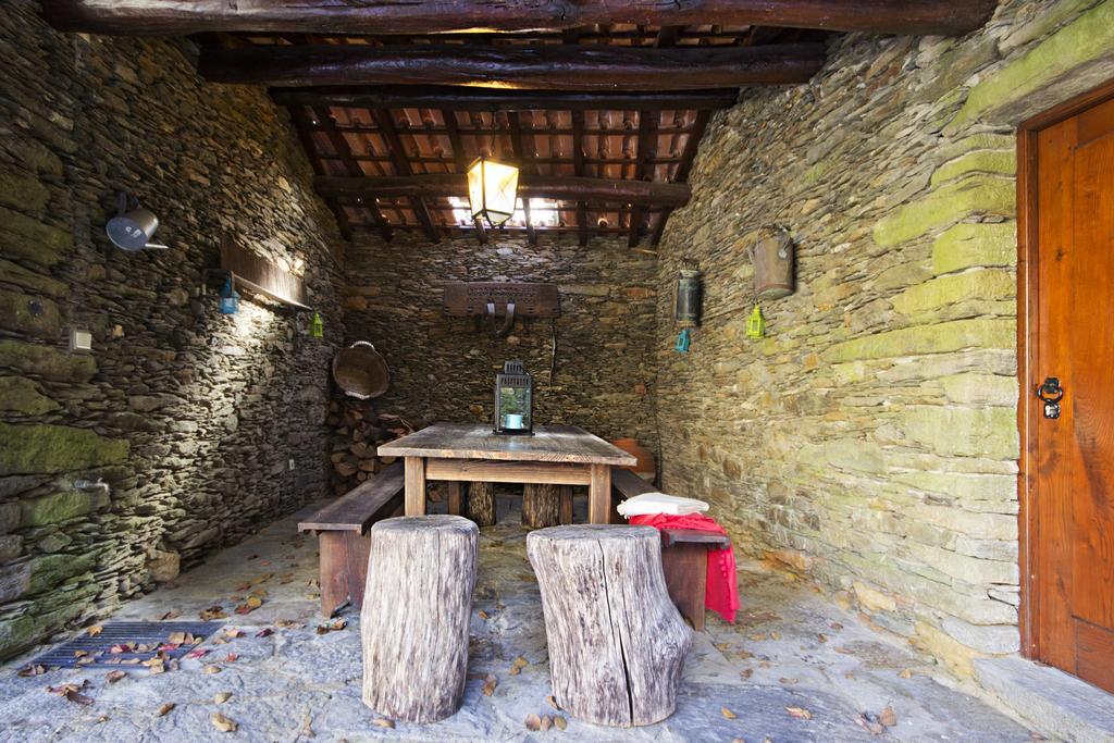 Pensjonat Quinta De Mouraes - Casa Do Xisto Lever Zewnętrze zdjęcie
